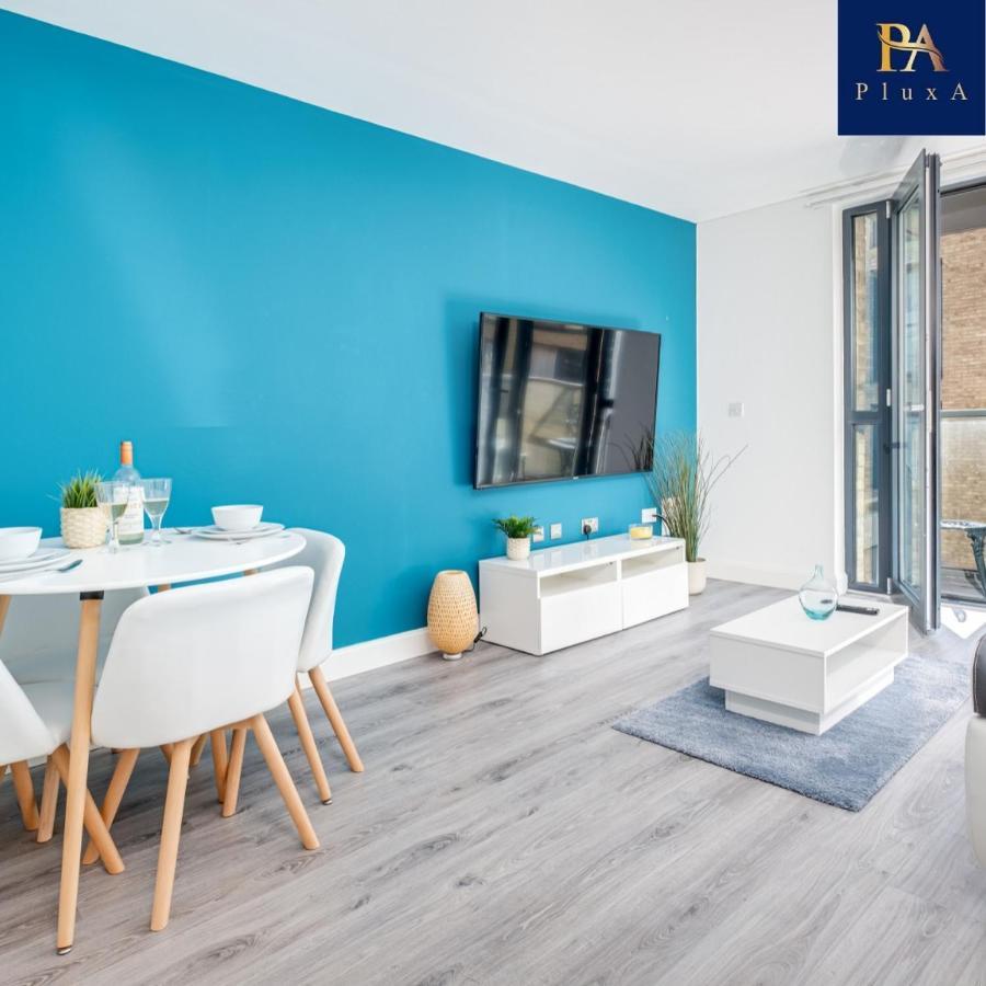 Pluxa Vivid Veranda Beautiful City Centre Apartment With Free Parking Birmingham Esterno foto