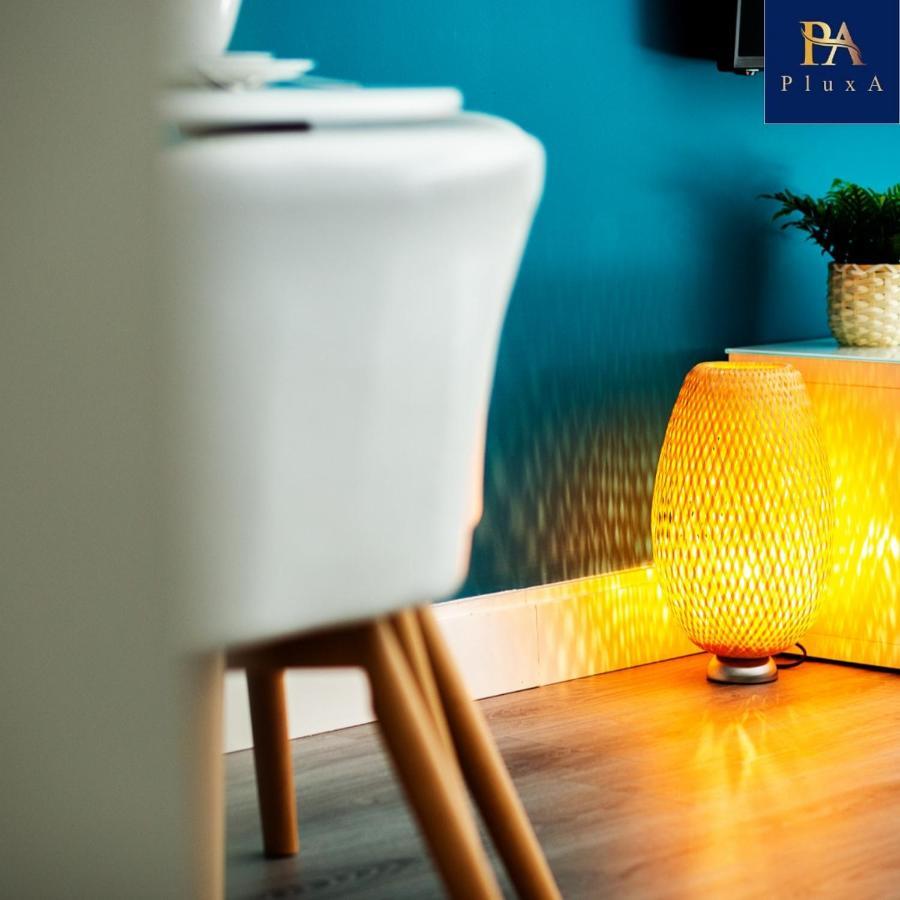 Pluxa Vivid Veranda Beautiful City Centre Apartment With Free Parking Birmingham Esterno foto
