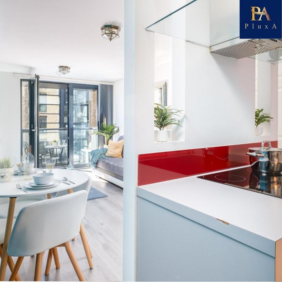 Pluxa Vivid Veranda Beautiful City Centre Apartment With Free Parking Birmingham Esterno foto